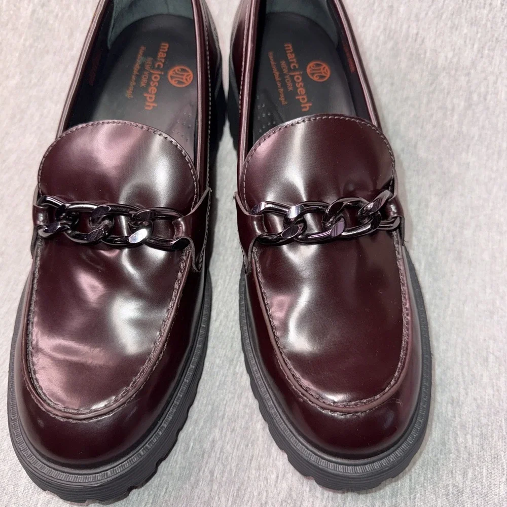 Marc Joseph New York Loafers Women Burgundy Patent Leather Chain Accent Comfort